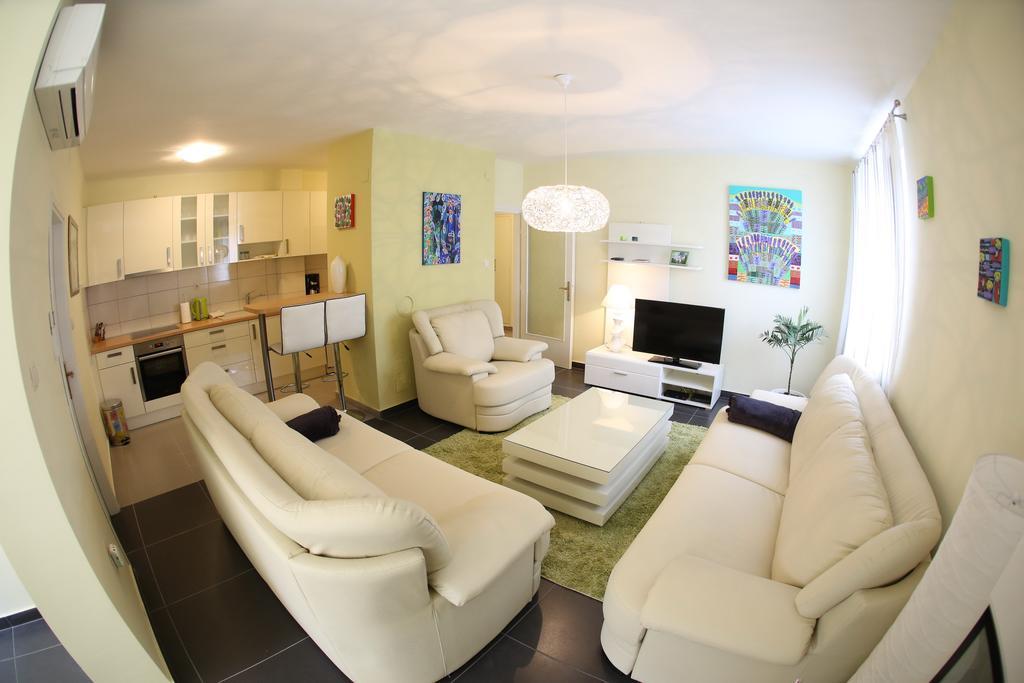 Apartment Zubcic ザダル 部屋 写真